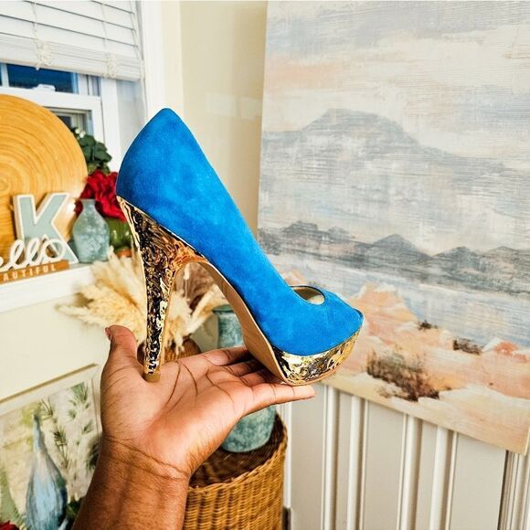 Enzo Angiolino Aqua Blue Suede Leather Sexy Peep Toe Pumps. - Picture 7 of 15